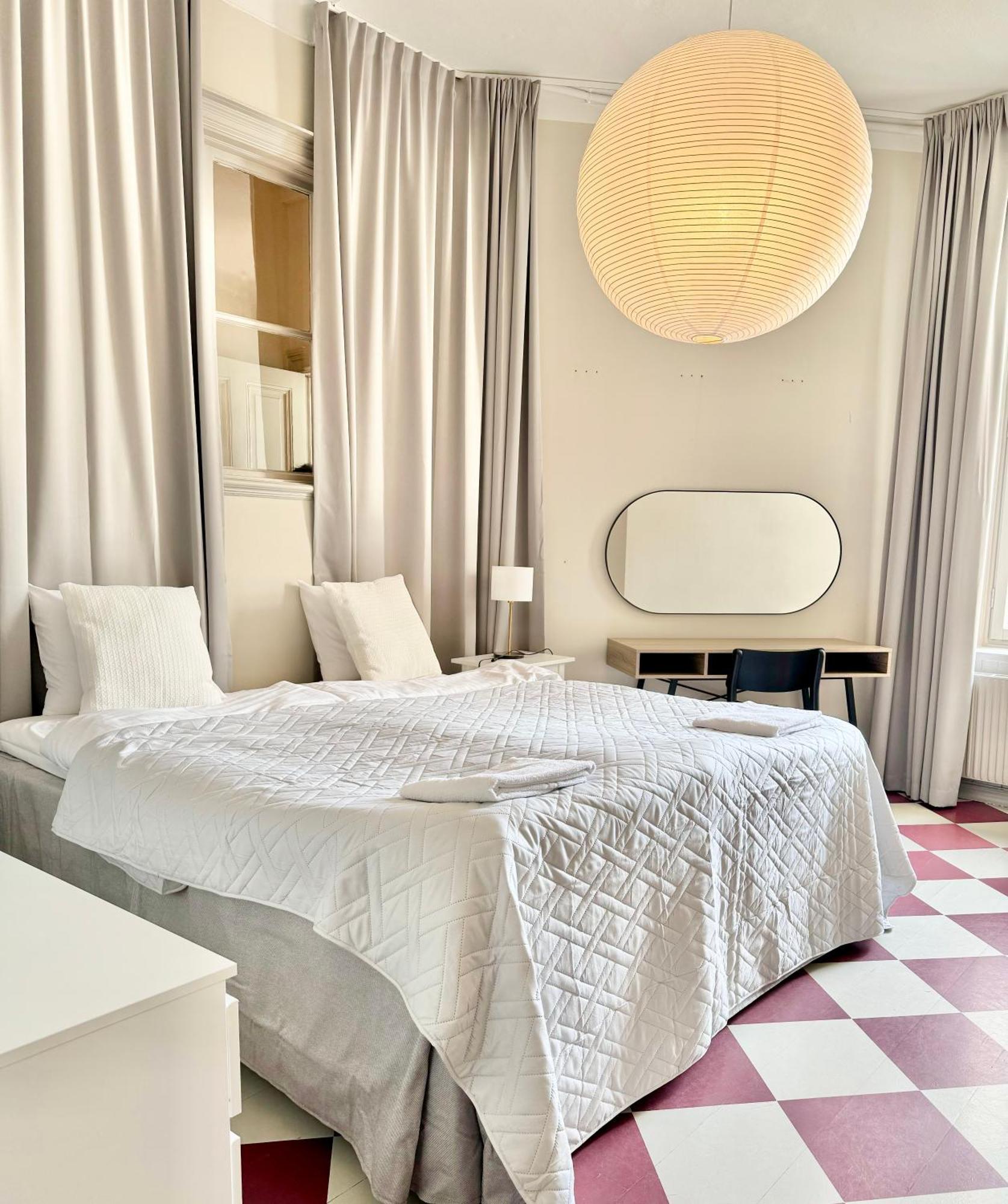 Apartament Laegenhet Med Fantastiskt Laege Sztokholm Zewnętrze zdjęcie